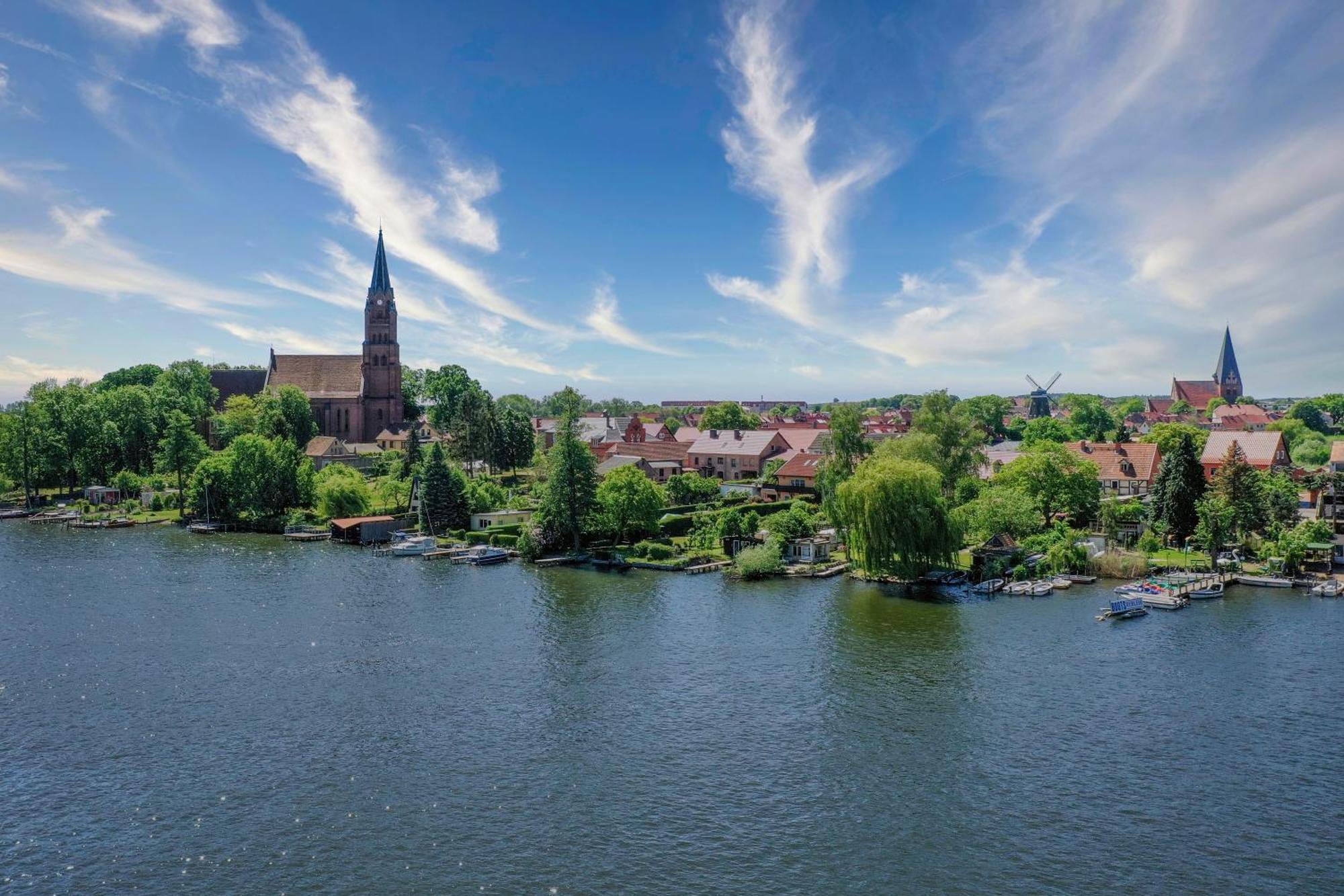 Lakeview - Penthouse Am Hafen Appartement *